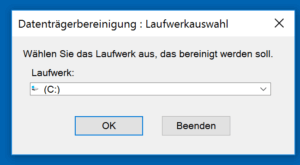 Windows fragt nach dem Laufwerk, dessen Systemdateien es bereinigen soll.